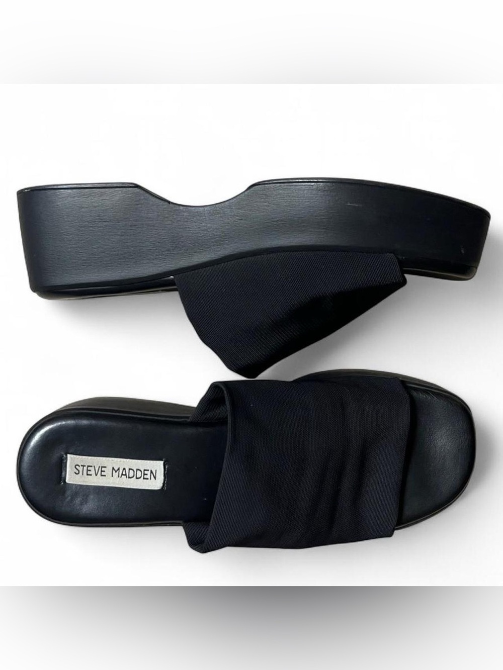 Y2K 2000s Made in Italy Steve Madden Black Wide Band Slide Platform Sandals